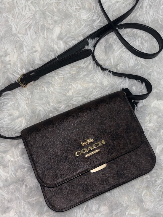 Coach Handbags - Coach crossbody bag